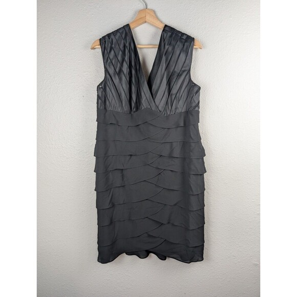 Adrianna Papell Black Shutter Pleated Sheath Dress 14W - Picture 1 of 7